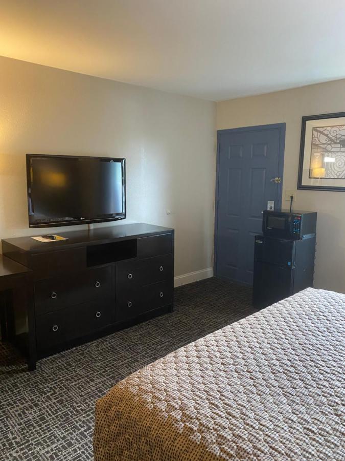Fairview Inn - Greensboro Airport Kültér fotó
