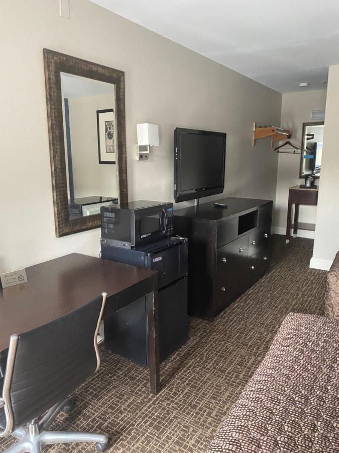 Fairview Inn - Greensboro Airport Kültér fotó